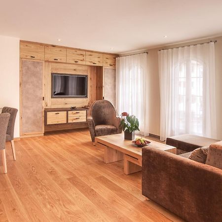 Residenz Alte Post Bonaduz Hotel Bagian luar foto