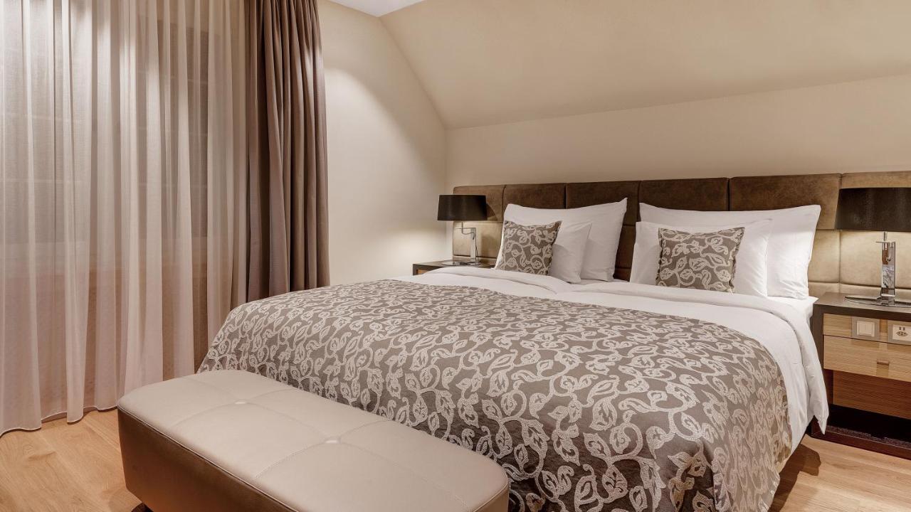Residenz Alte Post Bonaduz Hotel Bagian luar foto