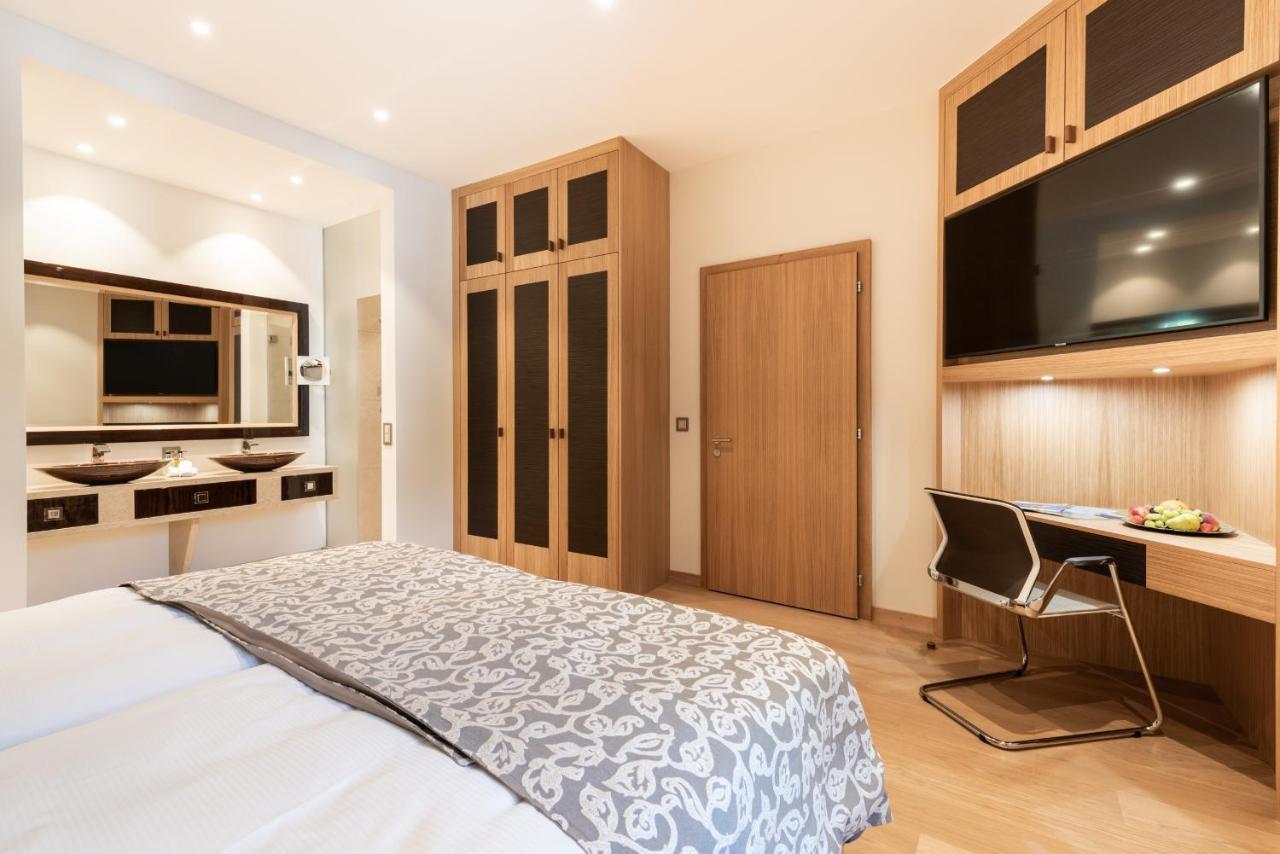 Residenz Alte Post Bonaduz Hotel Bagian luar foto